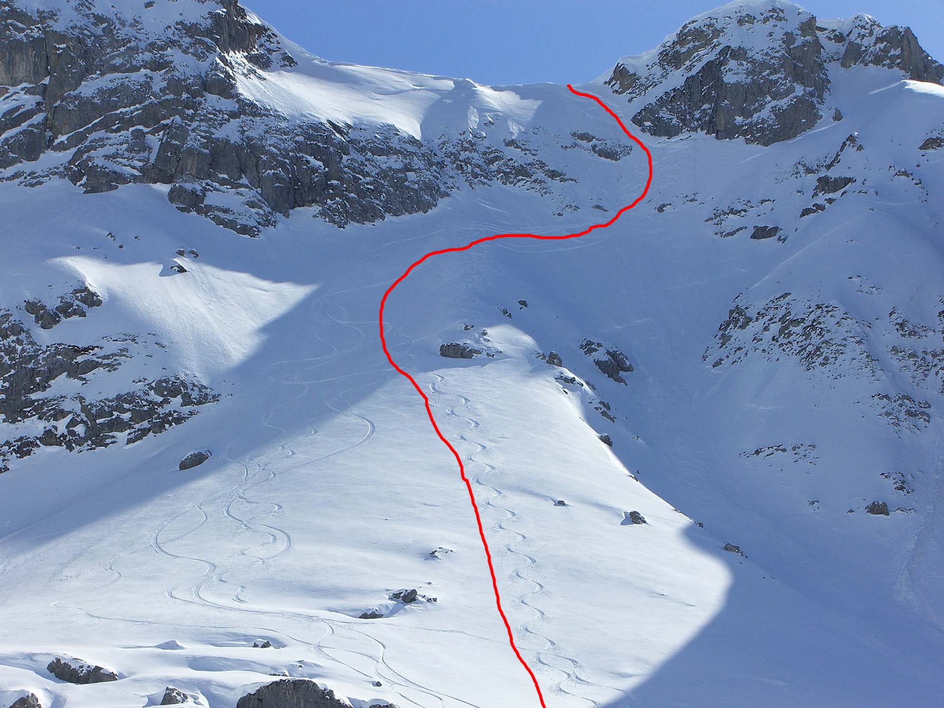 Die Line der Skivariante B2 ist schon durch die Felsen vorgegeben.